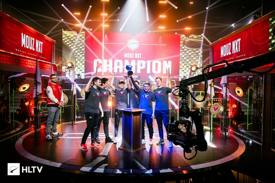 无锡TCG荣获2025K甲夏季赛冠军开启KPL新篇章